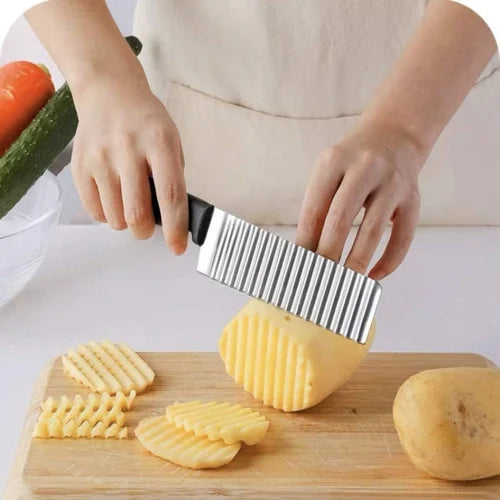 Crinkle potato cutter